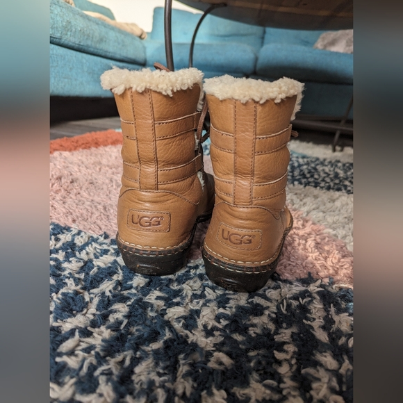 Ugg Boots - Picture 5 of 6
